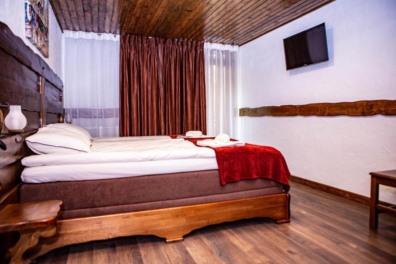 Vila Swe Sar Otel Curtea de Argeş Dış mekan fotoğraf