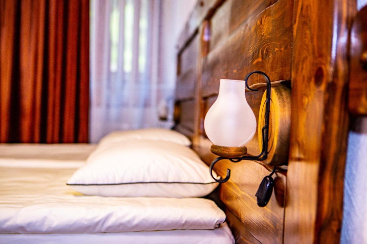 Vila Swe Sar Otel Curtea de Argeş Dış mekan fotoğraf