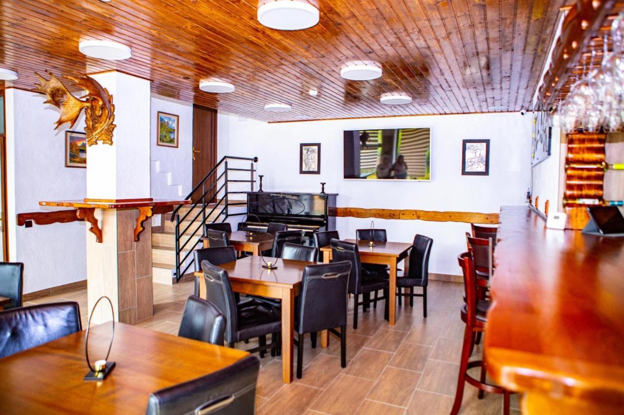 Vila Swe Sar Otel Curtea de Argeş Dış mekan fotoğraf