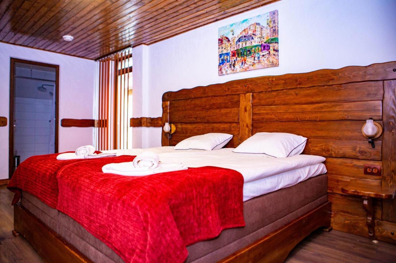 Vila Swe Sar Otel Curtea de Argeş Dış mekan fotoğraf