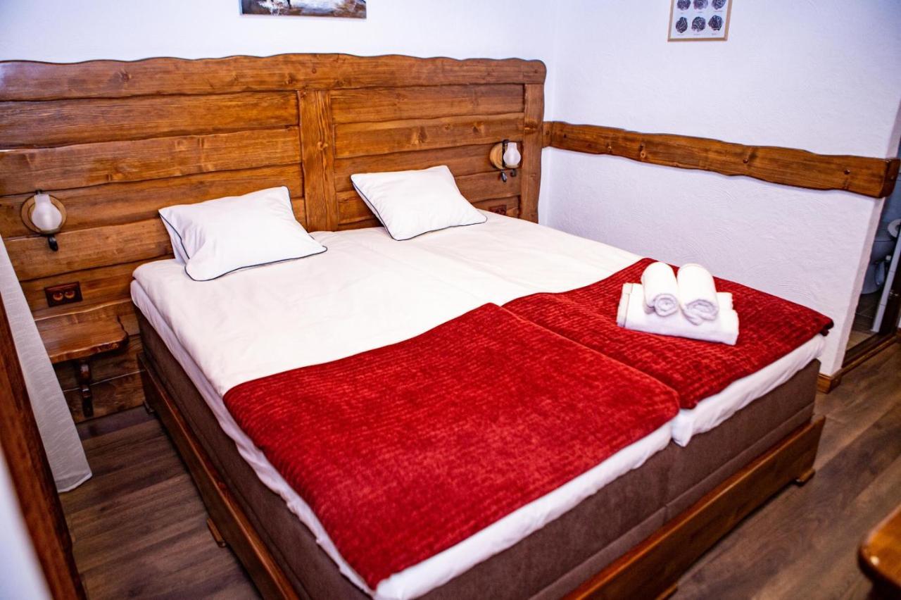 Vila Swe Sar Otel Curtea de Argeş Dış mekan fotoğraf
